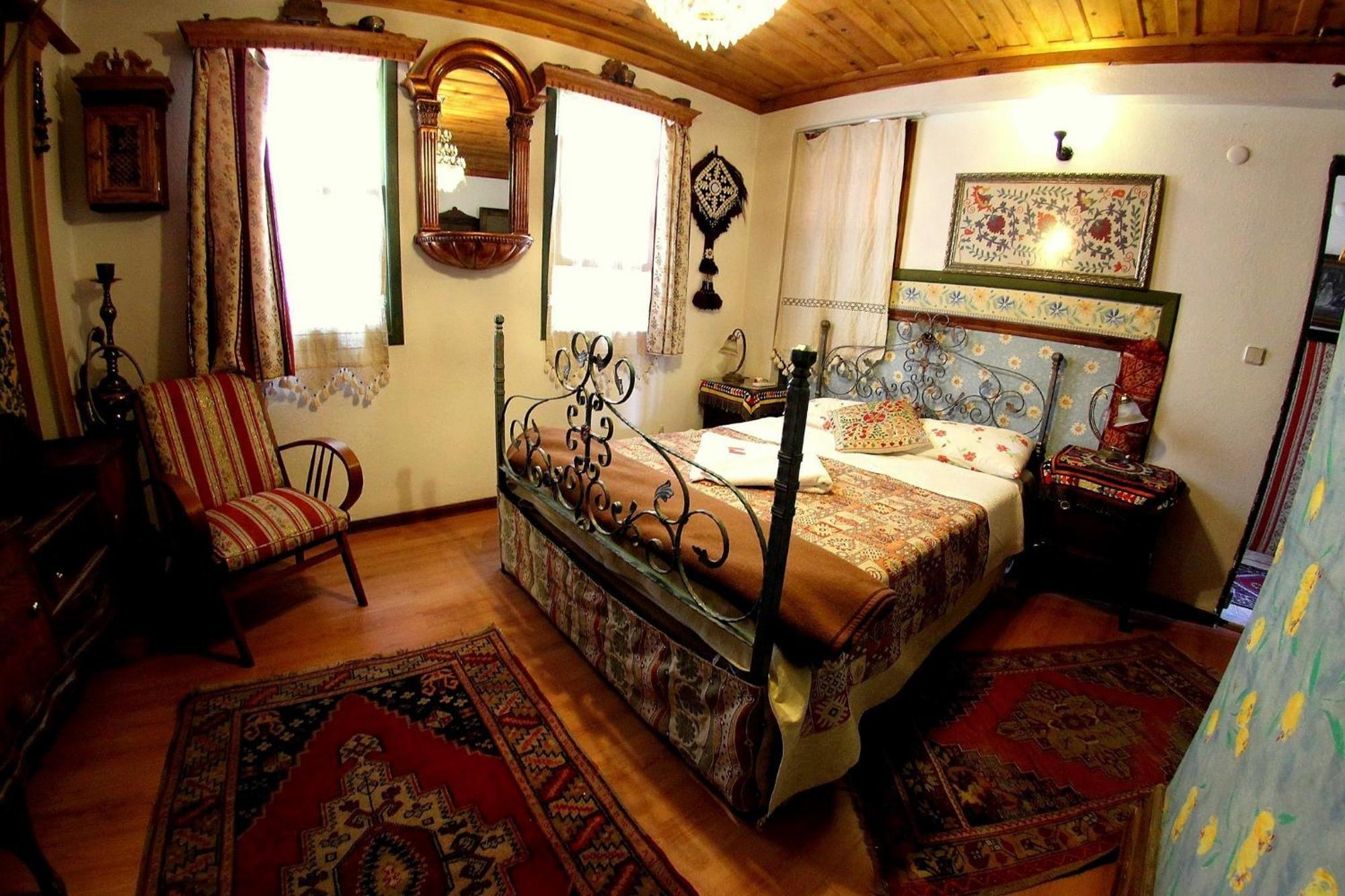 Homeros Pension & Guesthouse Сельчук Екстер'єр фото