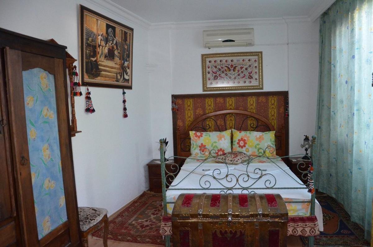 Homeros Pension & Guesthouse Сельчук Екстер'єр фото