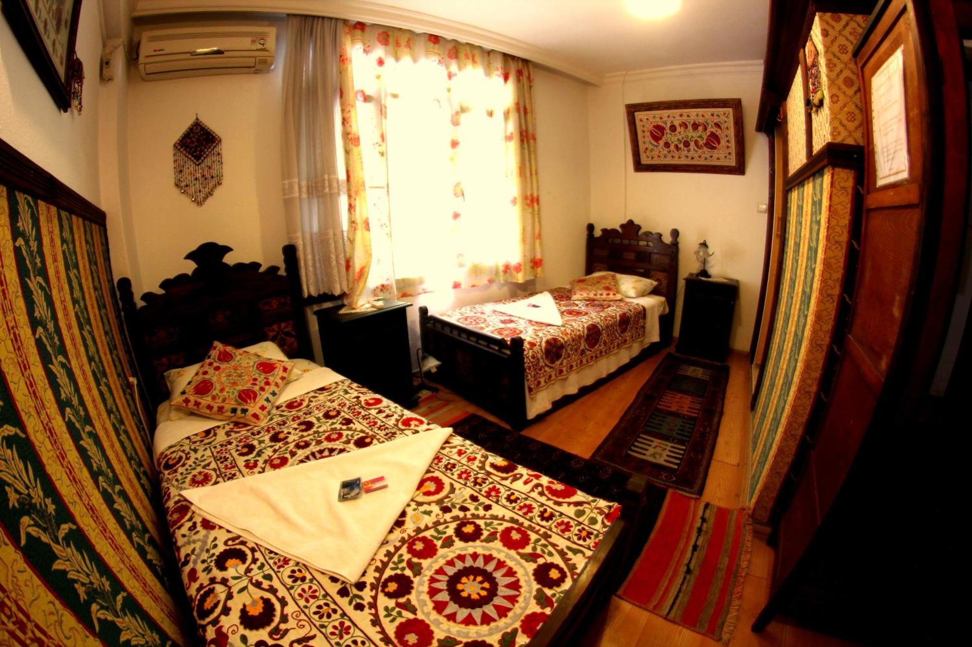 Homeros Pension & Guesthouse Сельчук Екстер'єр фото