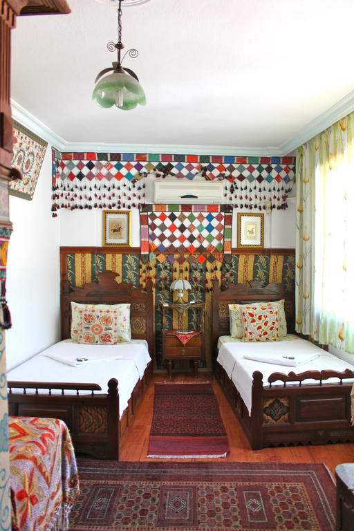 Homeros Pension & Guesthouse Сельчук Екстер'єр фото